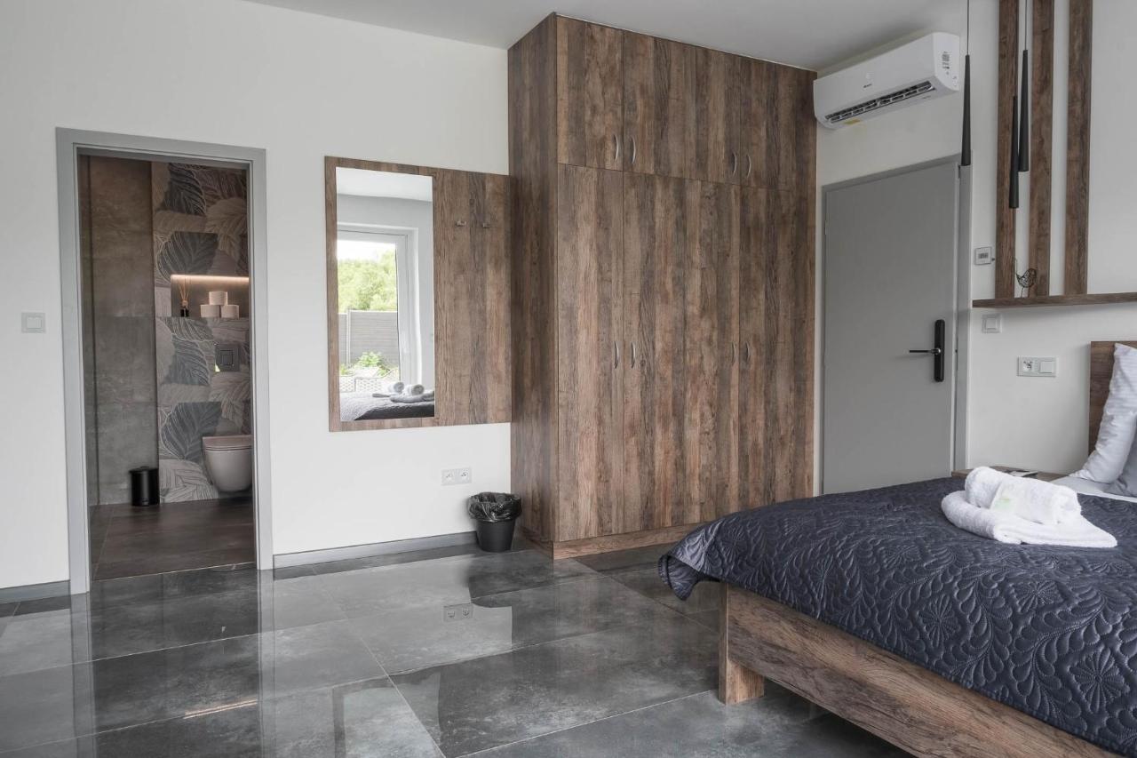 Hotel Veltlin Bed & Wine Valtice Esterno foto