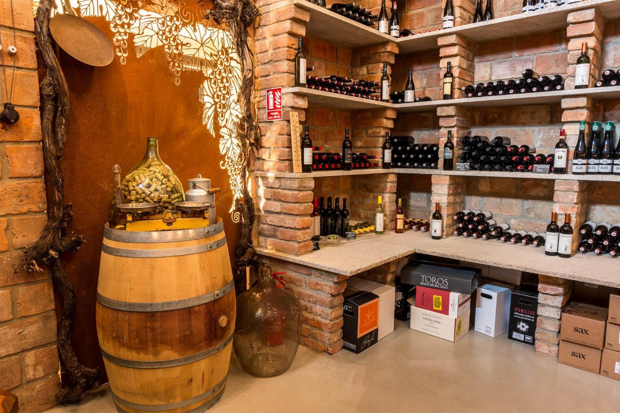 Hotel Veltlin Bed & Wine Valtice Esterno foto